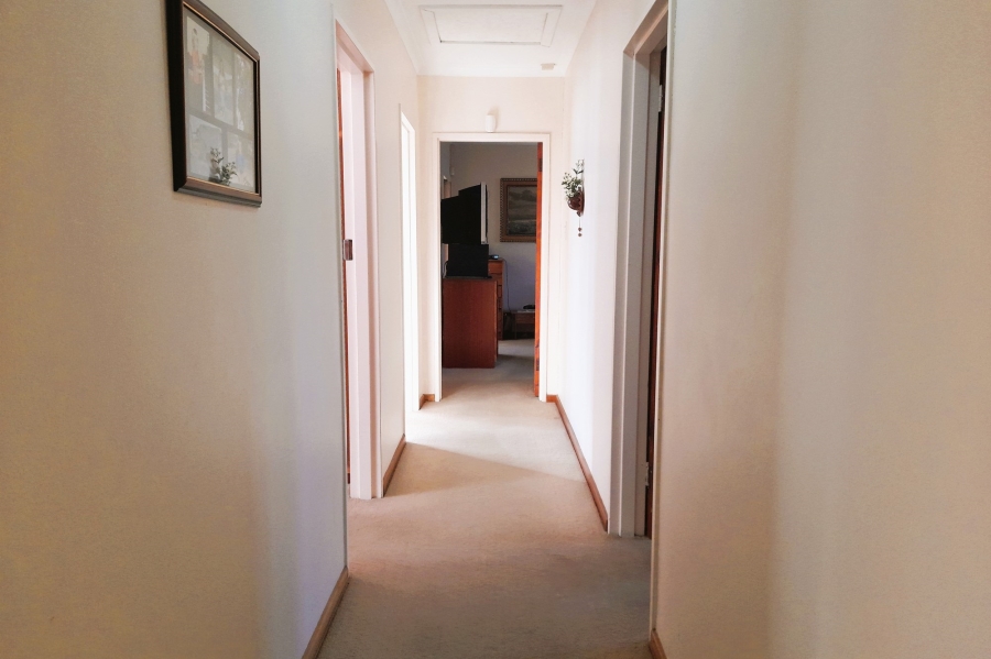 4 Bedroom Property for Sale in Walmer Downs Eastern Cape